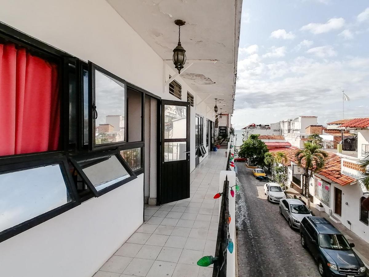 Hostel Vallarta (Adults Only) Пуерто-Вальярта Екстер'єр фото